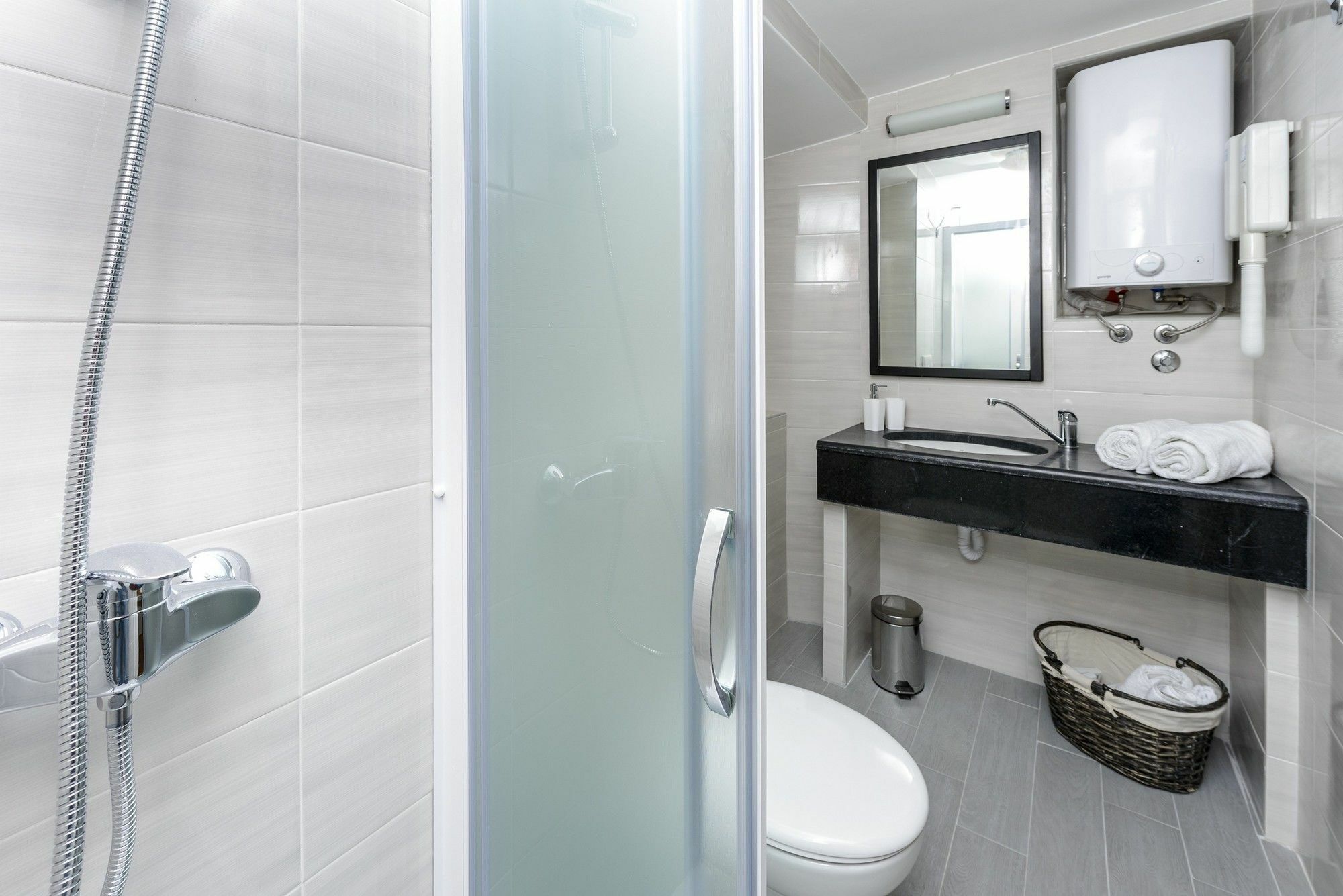 Rooms Andro ดูบรอฟนิก ภายนอก รูปภาพ